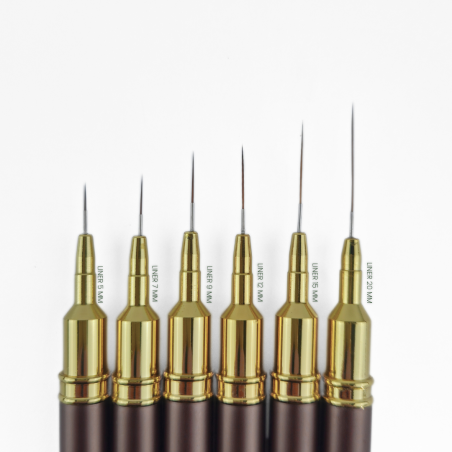 Gamme de pinceaux liner Brown