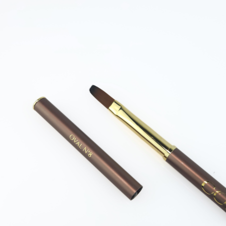 Zoom sur pointe du pinceau Oval N°8