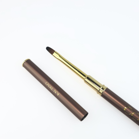 Zoom sur pointe du pinceau Oval N°4