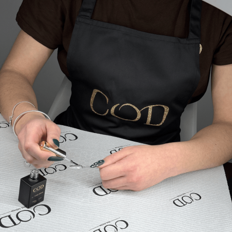 Tablier noir COD porté