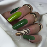 Pose en amandes avec la Matcha Latte Collection