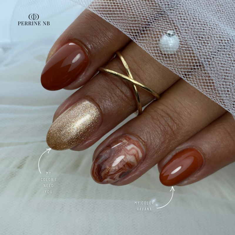 Pose d'ongles ovale avec le My Color I Need You