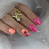 Pose d'ongle en amandes avec le My Color Dancing, rose fuchsia néon