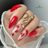 Pose d'ongles ovale avec le VSP Desire rouge légèrement rose