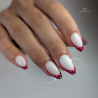 Pose en amandes avec le vernis semi permanent Dream Lover rouge cerise