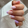 Pose en amandes avec le vernis semi permanent All Of Me, violet pastel