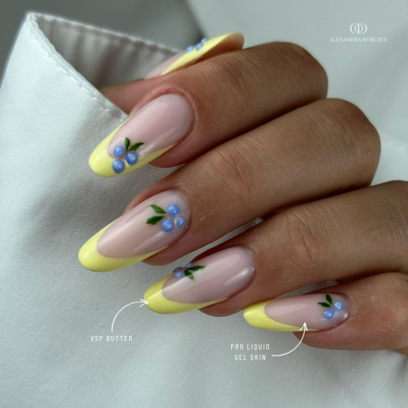 Pose en amandes avec le vernis semi permanent Butter, jaune pastel néon