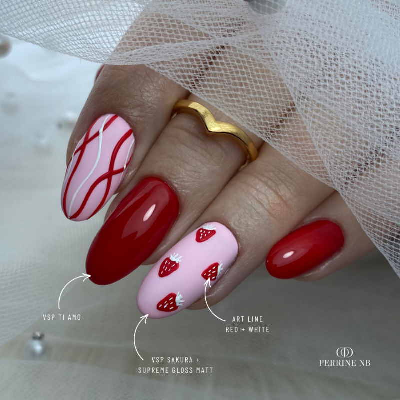 Pose d'ongles avec le vernis semi permanent Sakura