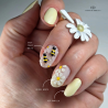 Pose ovale avec le vernis semi permanent Vanilla, jaune pastel