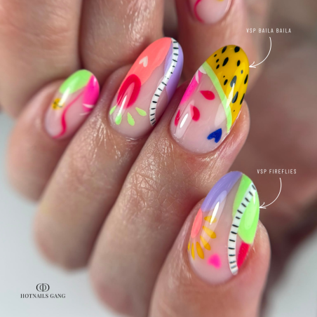 Pose d'ongles avec le vernis semi permanent Baila Baila, jaune poussin
