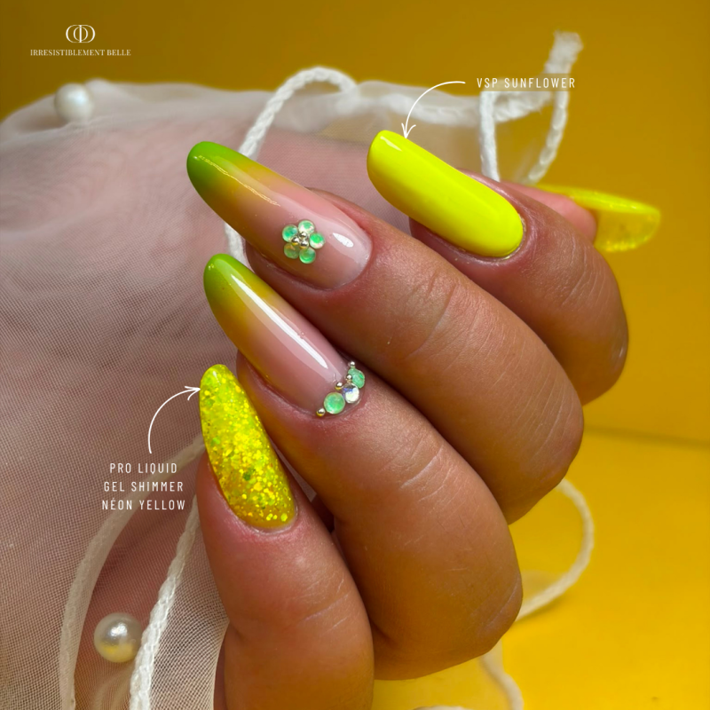 Pose d'ongles en amandes avec le vernis semi permanent Sunflower, néon jaune
