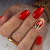 Pose d'ongles en amandes avec le vernis semi permanent Just Like, rouge orangé vif