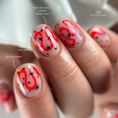 Pose d'ongles ovales avec le vernis semi permanent Colifornia, néon corail orangé