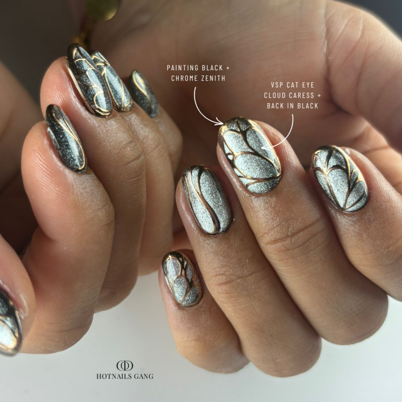 Pose d'ongles ovales avec le vernis semi permanent Cat Eye Cloud Caress, bleu pastel