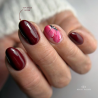 Pose en amandes avec le vernis semi-permanent Speed Demon, bordeaux