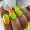 Pose d'ongles en amandes avec le gel Paint Art Line Néon Lime, néon vert