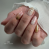 Pose d'ongle en amandes avec le gel paint Art Line Metal Baby, rose métallique clair